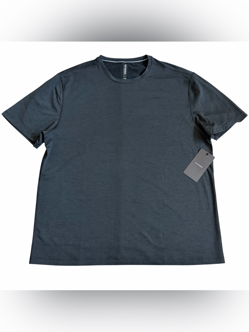 Ten Thousand Men’s Versatile T Shirt Sz L Black Short Sleeve Training Gym NWT